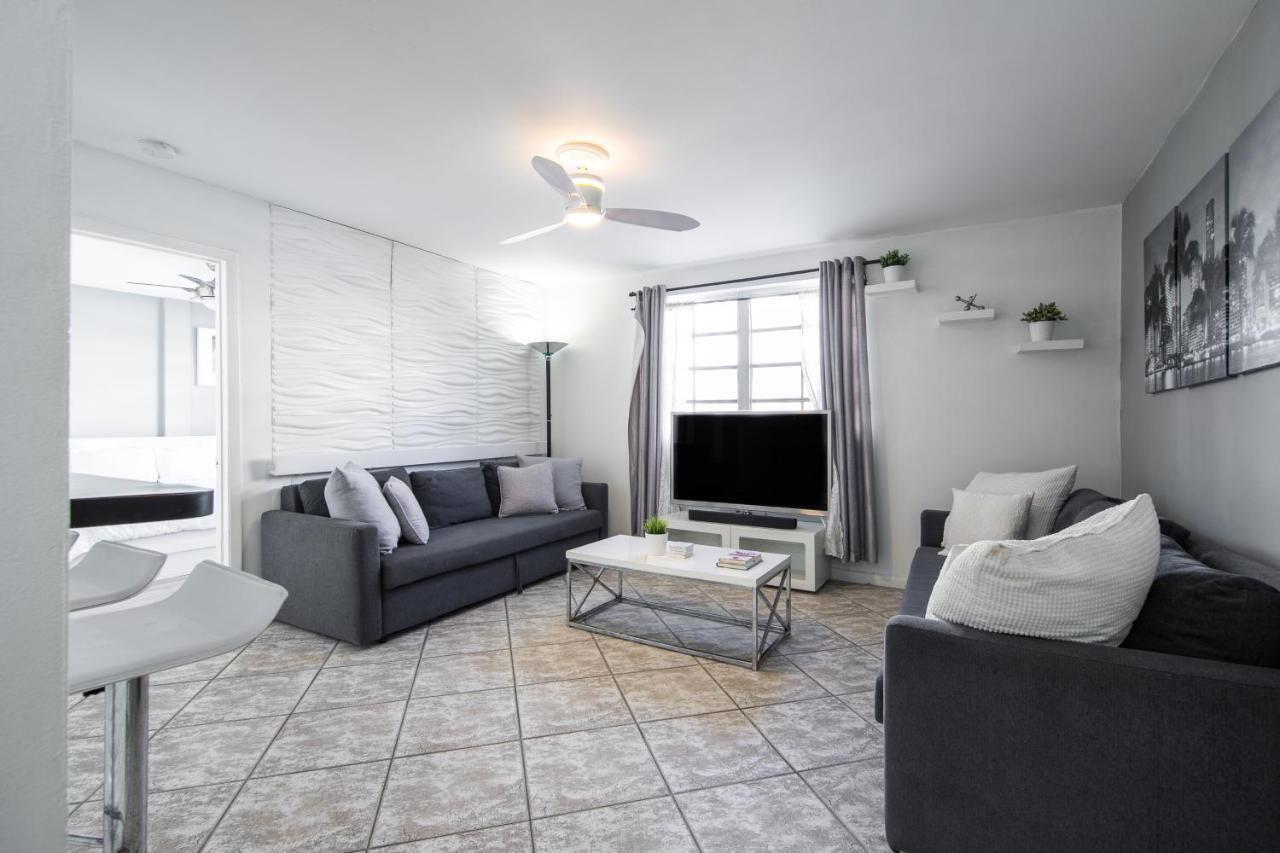 Collins Chic Miami Beach Exterior foto